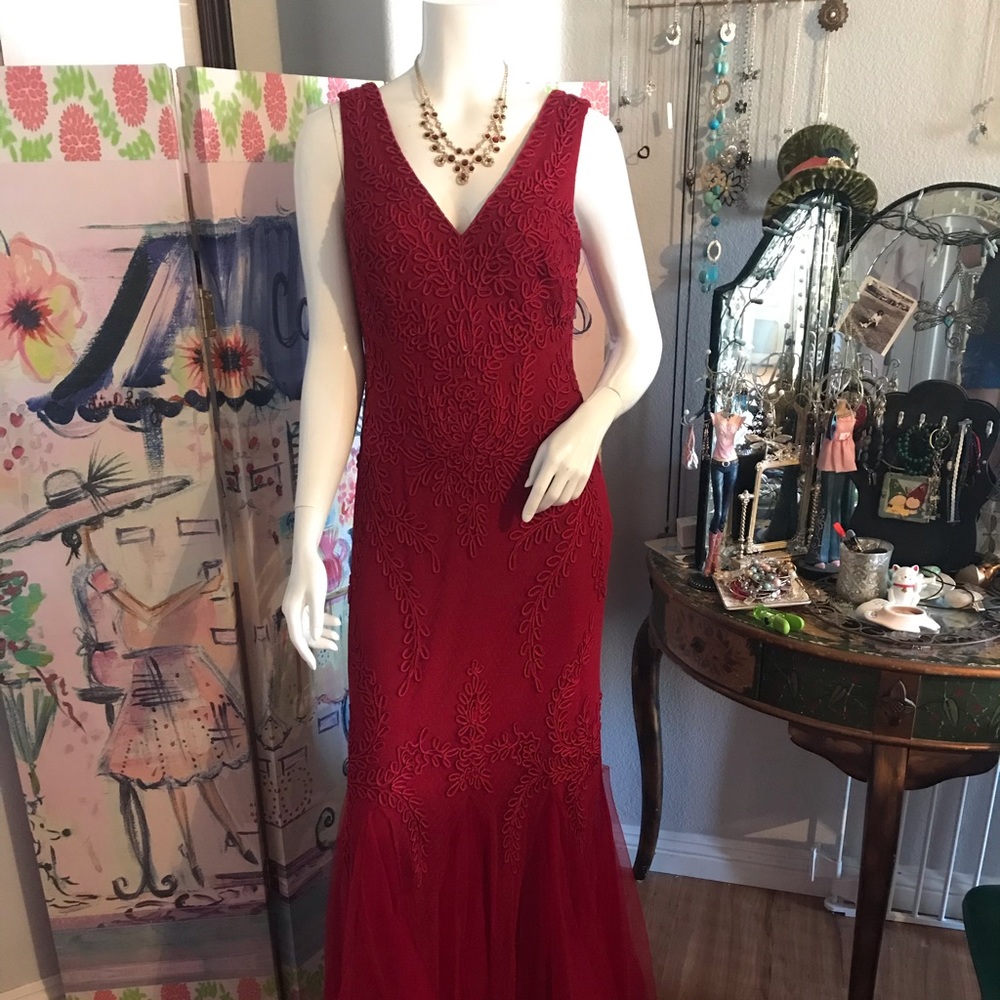Cachet evening gown